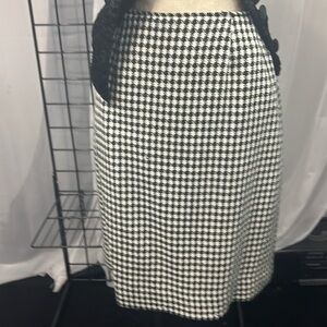 Circa 1990 Vintage tailored A-Line Herringbone Skirt from Doncaster